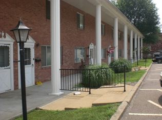 401 Tracy Ln APT 3, Saint Clairsville, OH 43950