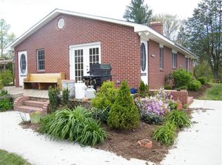 205 Souther Rd, Fletcher, NC 28732