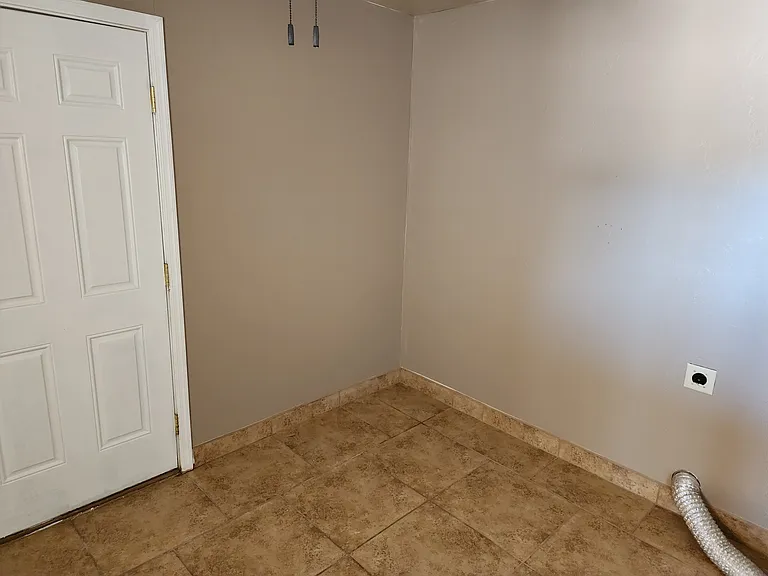 2410 S Rose Peak Dr — Photo 17