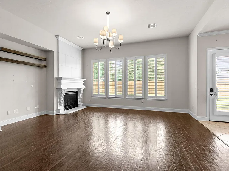 18900 N Bee Cave Springs Cir — Photo 14