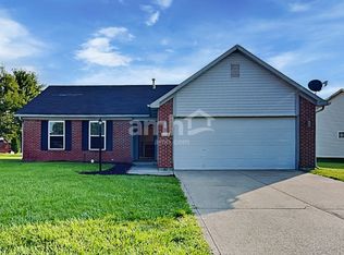 5719 Wood Hollow Dr, Indianapolis, IN 46239