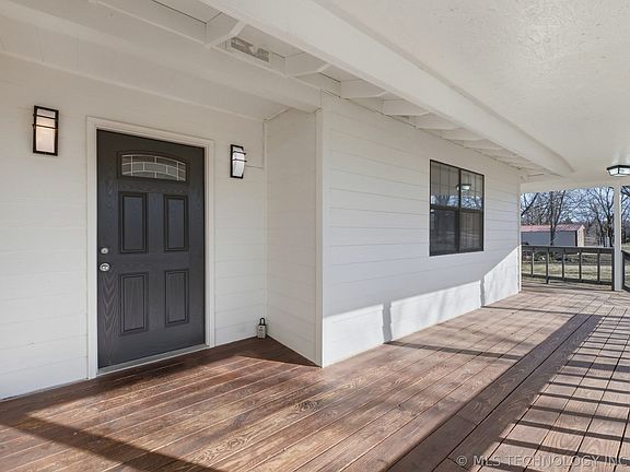 3rd image of 15201 S 4100th Rd