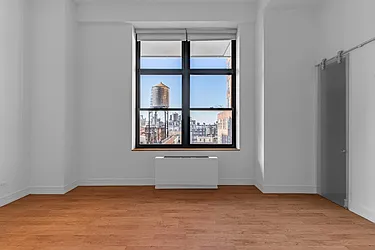 Rented by New York Casas Ltd.