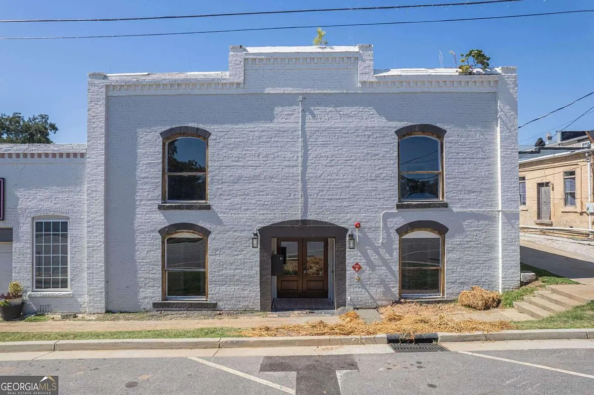 2 bed, 2.0 bath, $1,500 — Photo 1