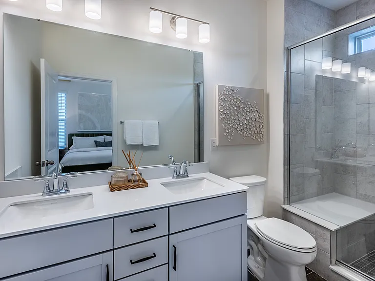 Abode at Greenway — Photo 24