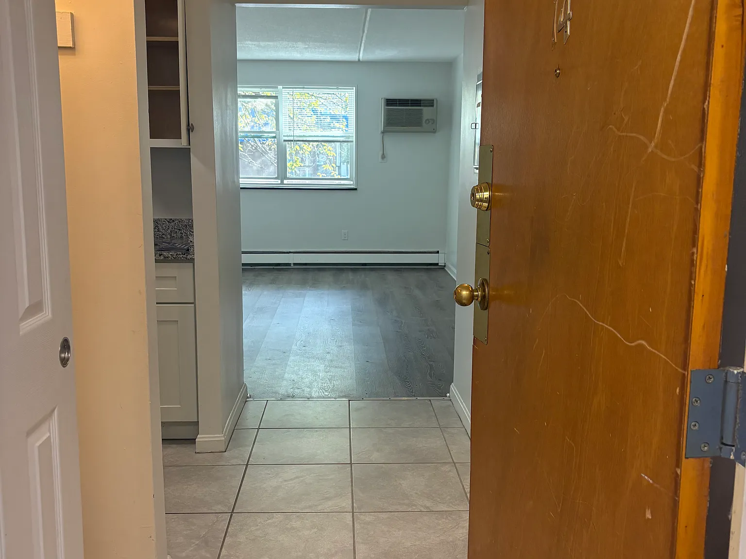 320 Salem St — Photo 2