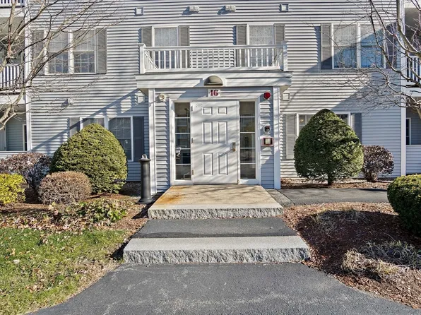 16 Crestview Cir Unit 190, Londonderry, NH 03053