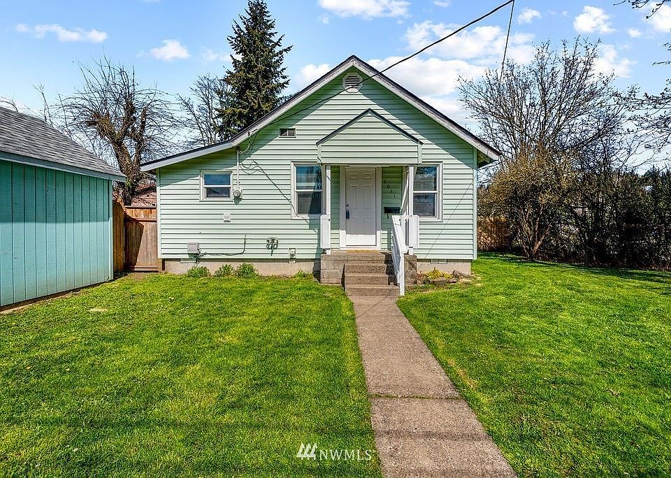 1st image of 1011 Ayers St