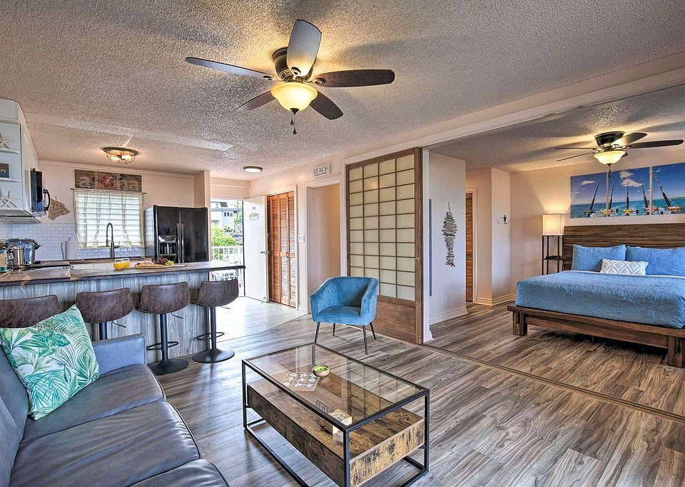 1st image of 75-5766 Kuakini Hwy APT 201