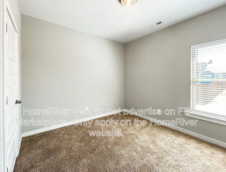 163 Lena Ln — Photo 16