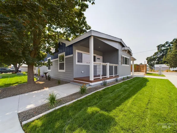 1331 Republic Ln, Emmett, ID 83617