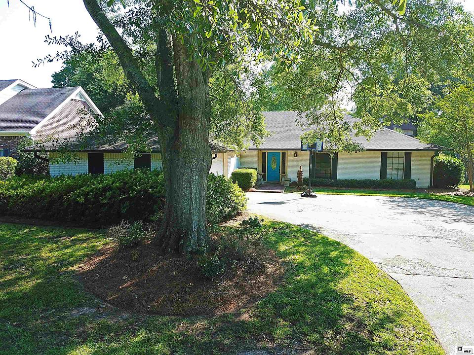 1st image of 3003 River Oaks Dr