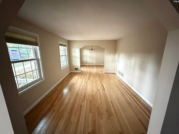 4th image of 3086 Rosiland Dr