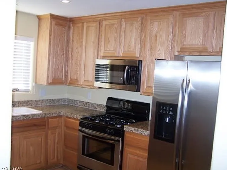 6045 Aripeka St — Photo 2