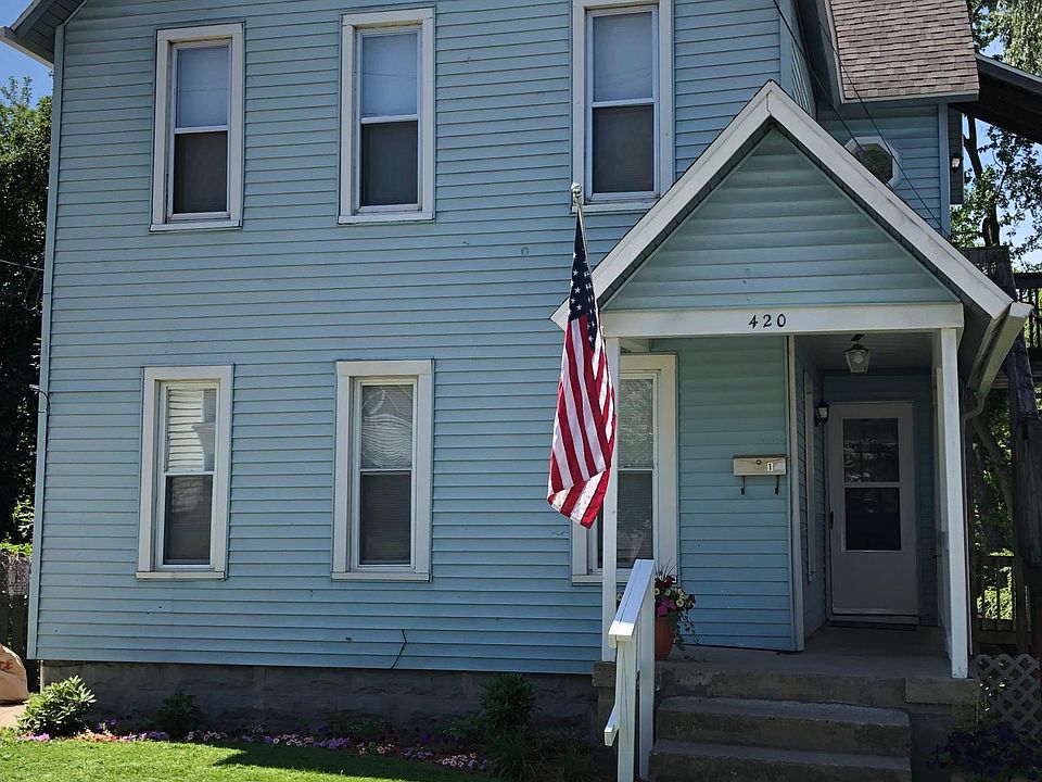 1st image of 420 Spencer St NE #1