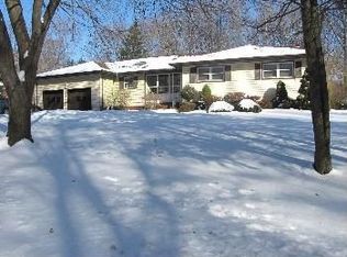 62 Brooklawn Dr, Morris Plains, NJ 07950