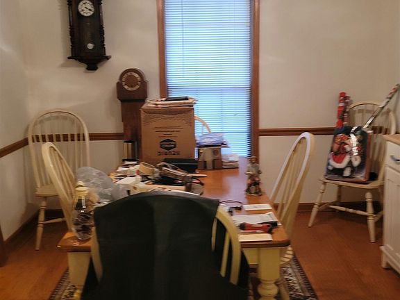 5th image of 5088 Barkshire Dr