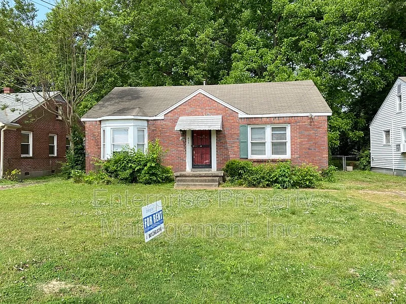 4 bed, 2.0 bath, 1646 sqft, $1,595 — Photo 3