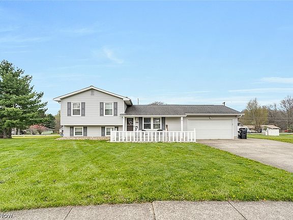 2nd image of 506 Garden Valley Ct