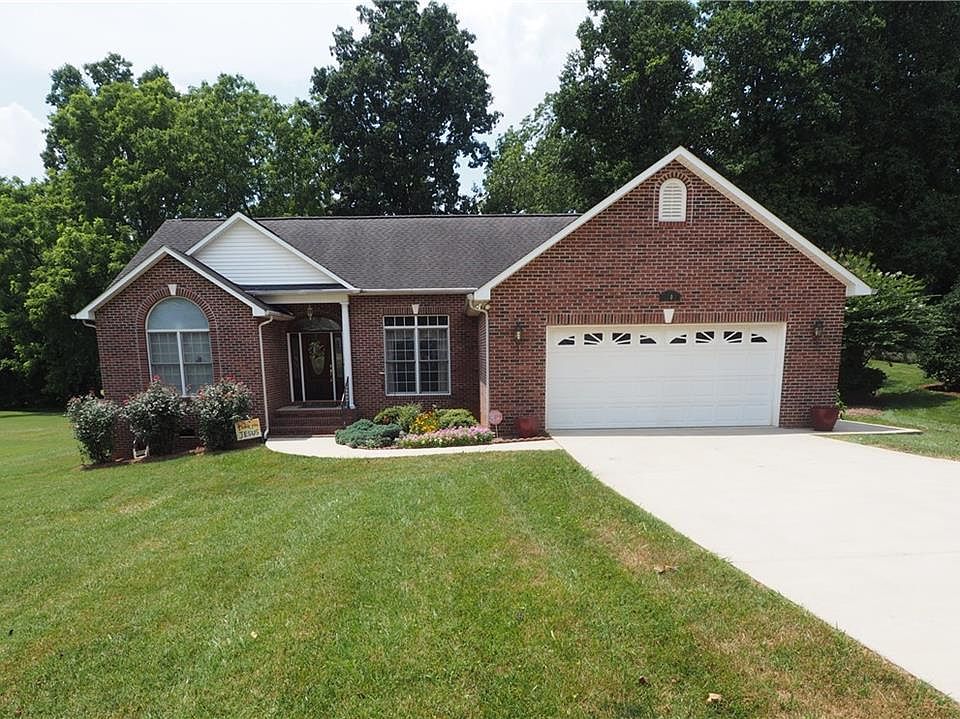 1st image of 1103 Merrywood Dr