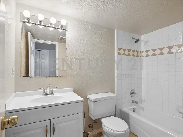 10217 Ironwood Ln — Photo 17