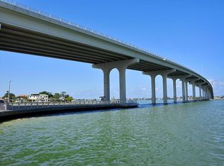 231 Indian Rocks Rd N #209A, Largo, FL 33770