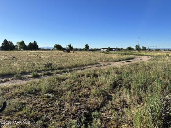 770 W Antelope Run Rd, Paulden, AZ 86334