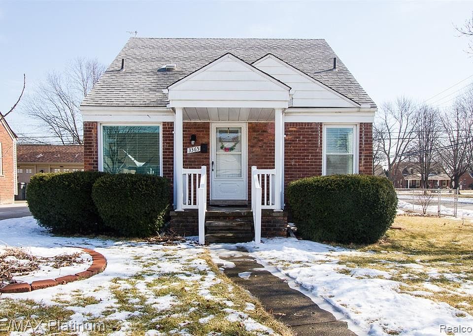 1st image of 3365 Linden St