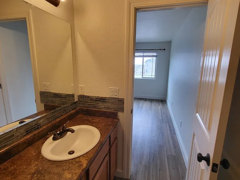 4105 Gunsmoke Rd — Photo 36