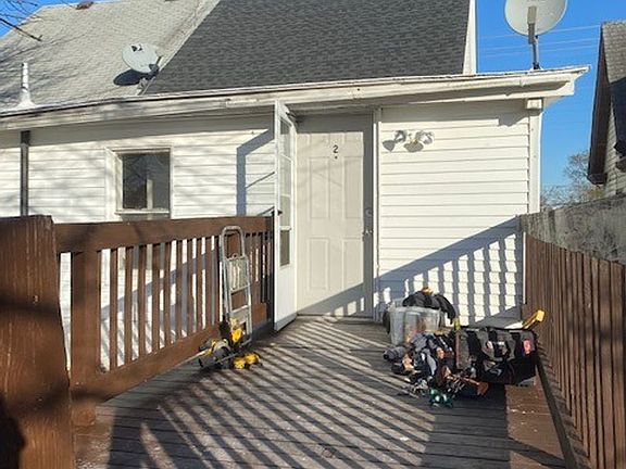 5th image of 716 N High St #2