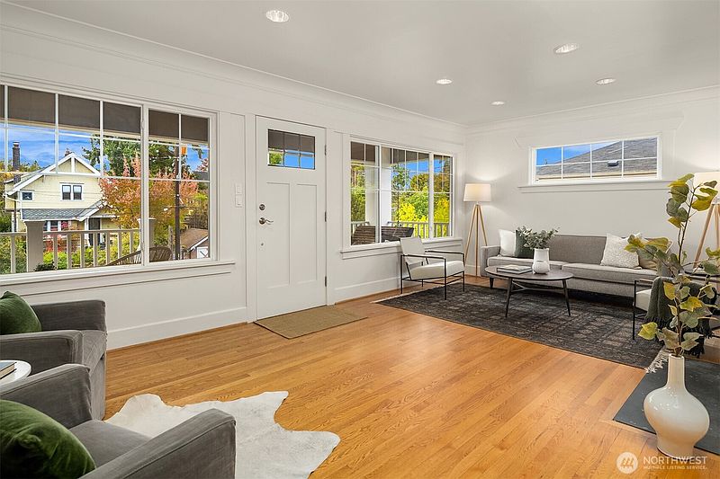 5th image of 5108 Woodlawn Avenue N