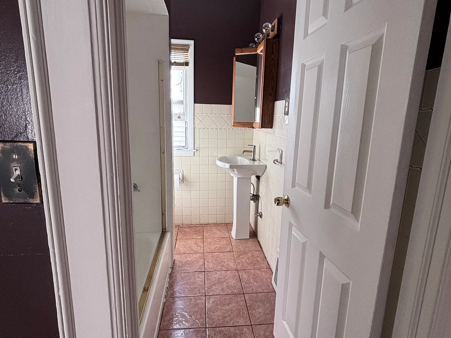 3 bed, $1,600 — Photo 4