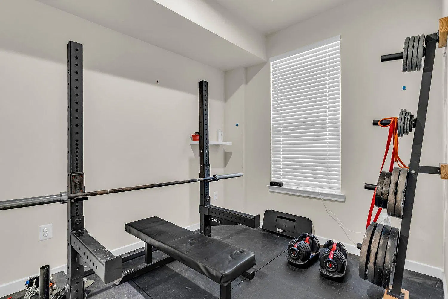 3 bed, 4.5 bath, 1998 sqft, $3,100 — Photo 4