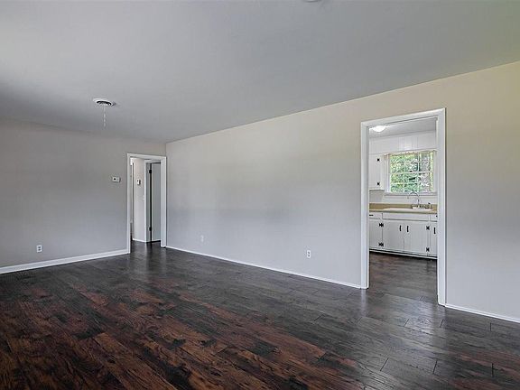 3rd image of 2242 Walden Dr