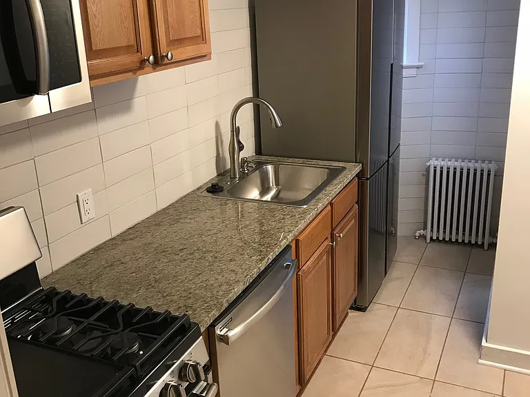 7 Granger Pl #1 — Photo 3