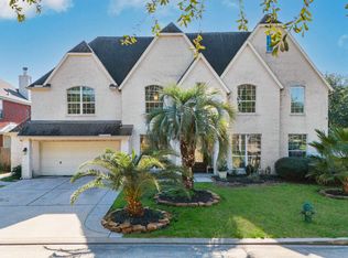 6423 Oakmont Creek Dr, Spring, TX 77379