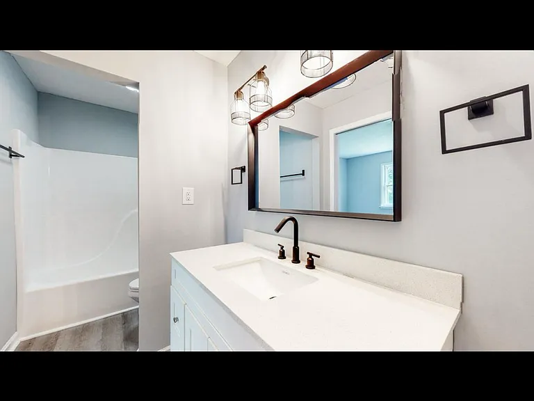 1658 Foxhaven Dr #1 — Photo 12