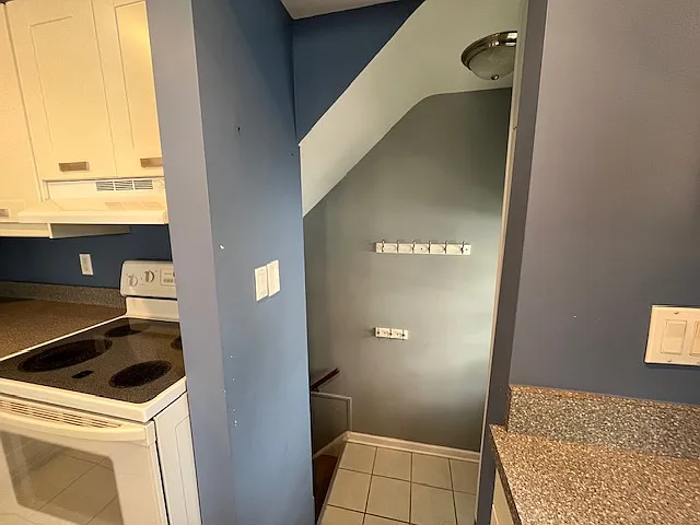 1315 N Altadena Ave — Photo 25