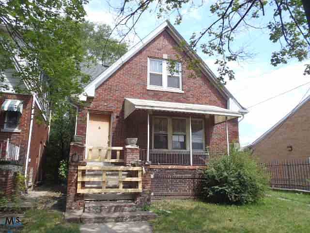 1st image of 17126 Arlington St