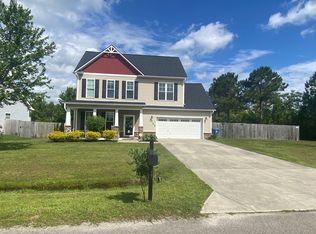 127 Pamlico Dr, Holly Ridge, NC 28445