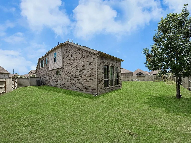 4218 Bald Cypress Ct — Photo 33