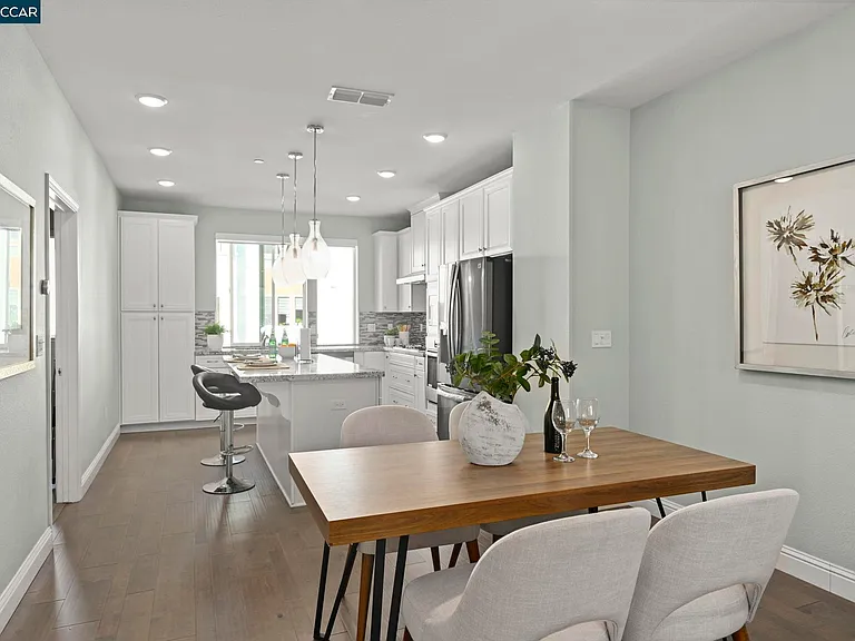 3923 Meridian St — Photo 14