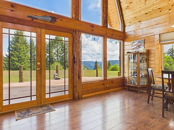 5th image of 706 Canyon Rim Ln