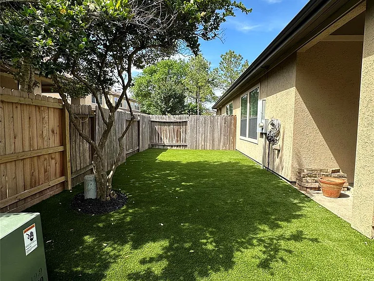 2910 Royal Oaks Grv — Photo 30
