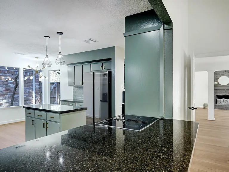 138 S Timber Top Dr — Photo 17