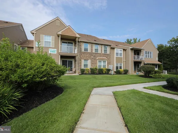 1011 Scotswood Ct, Mount Laurel, NJ 08054