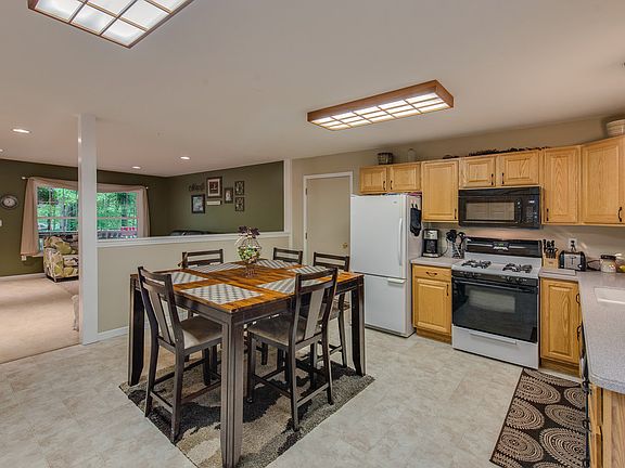 5th image of 2971 N Trillium Ln