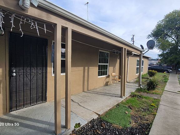 3rd image of 127 Madoline St APT C