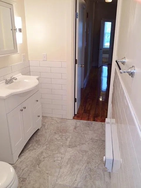 4 bed, 900 sqft, $4,450 — Photo 4