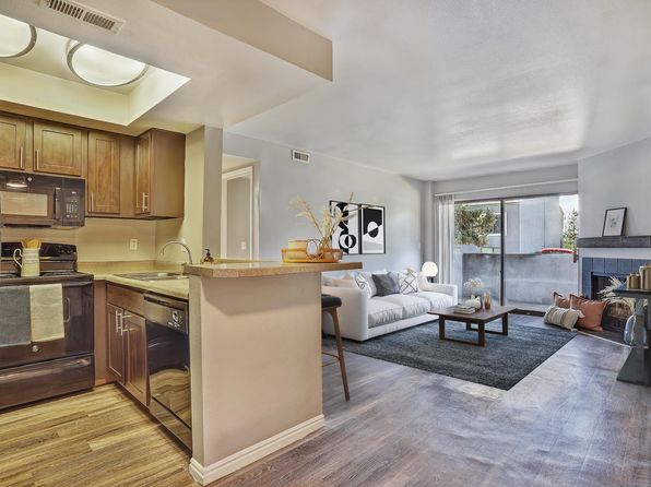 2102 E Royal Farm Dr #1538356